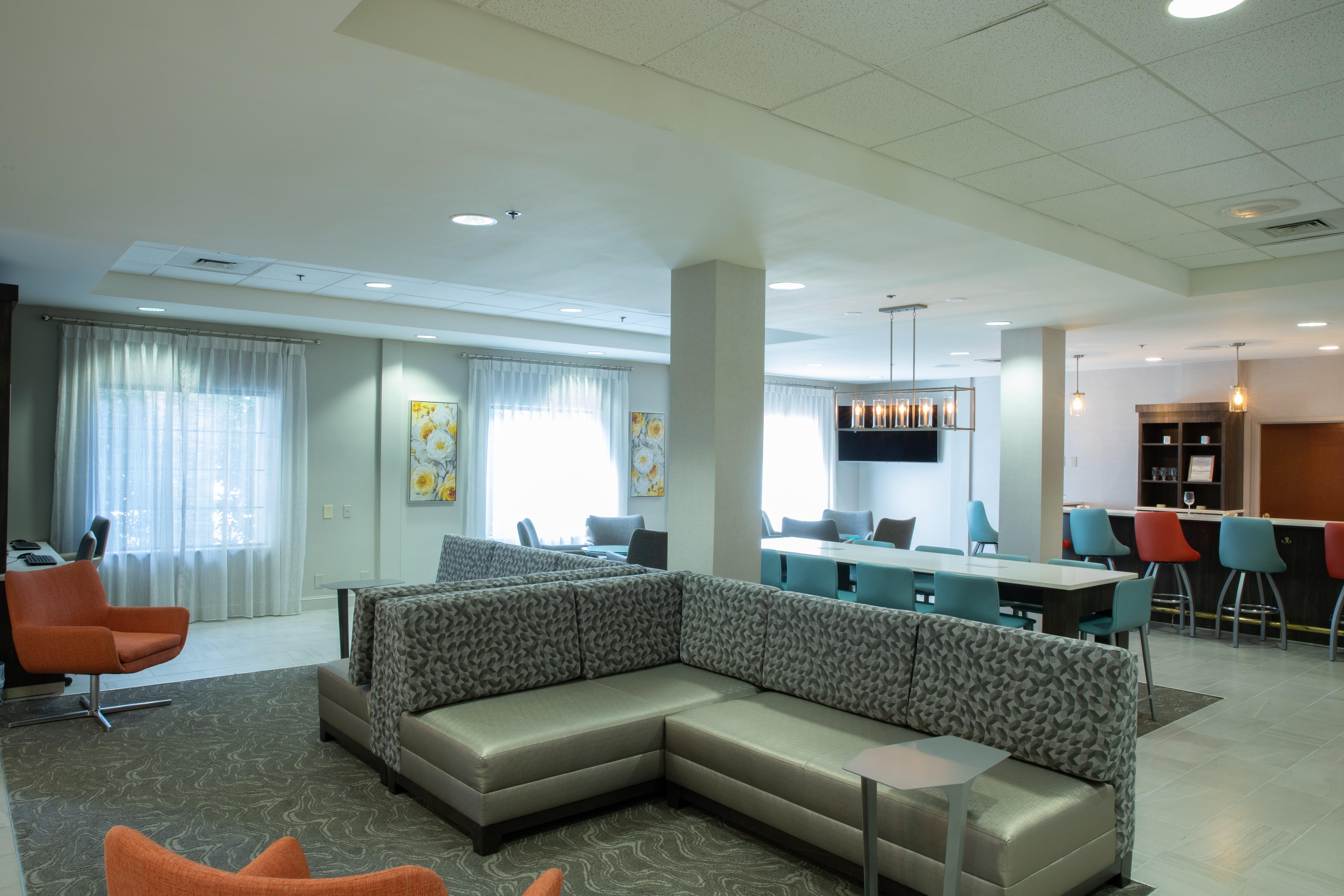 Holiday Inn & Suites Raleigh Cary By Ihg Exterior photo