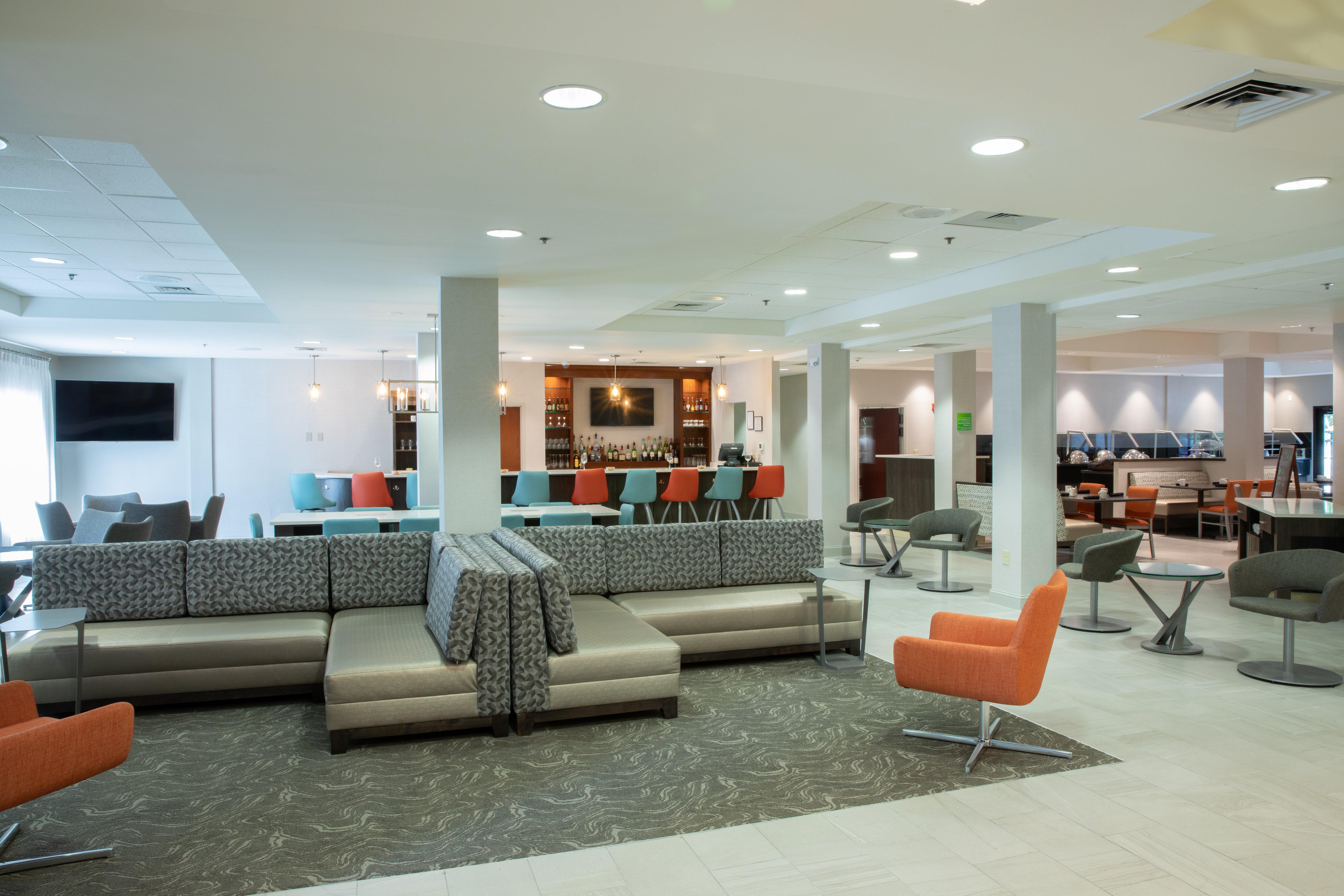 Holiday Inn & Suites Raleigh Cary By Ihg Exterior photo